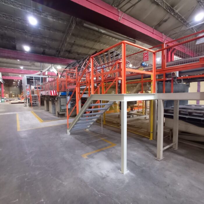 ESCALERAS Y PASARELAS