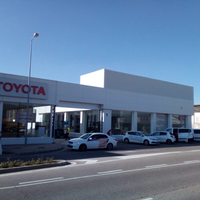 CONSTRUCCIÓN DE FACHADAS